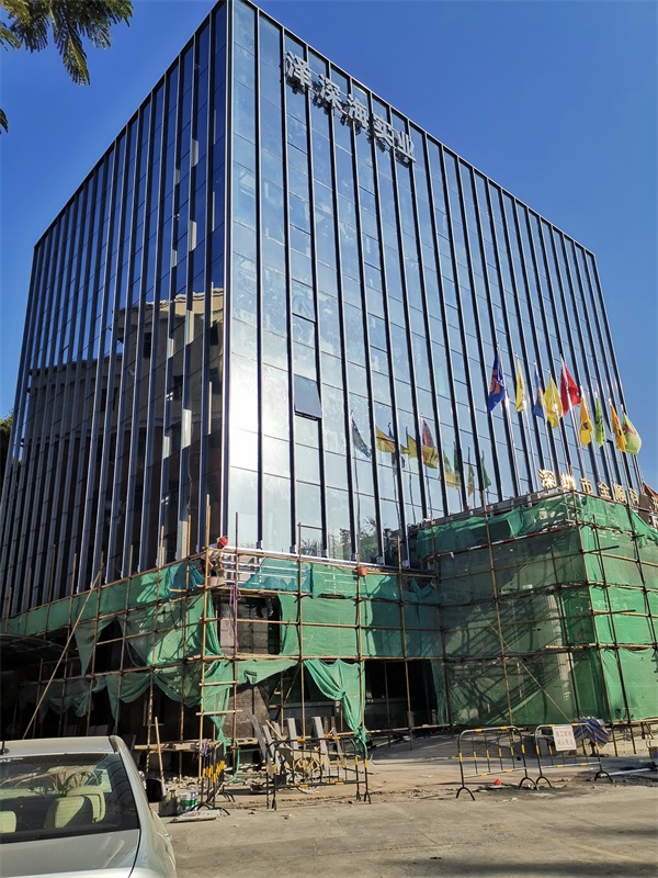 幕墙玻璃价格大跌的原因